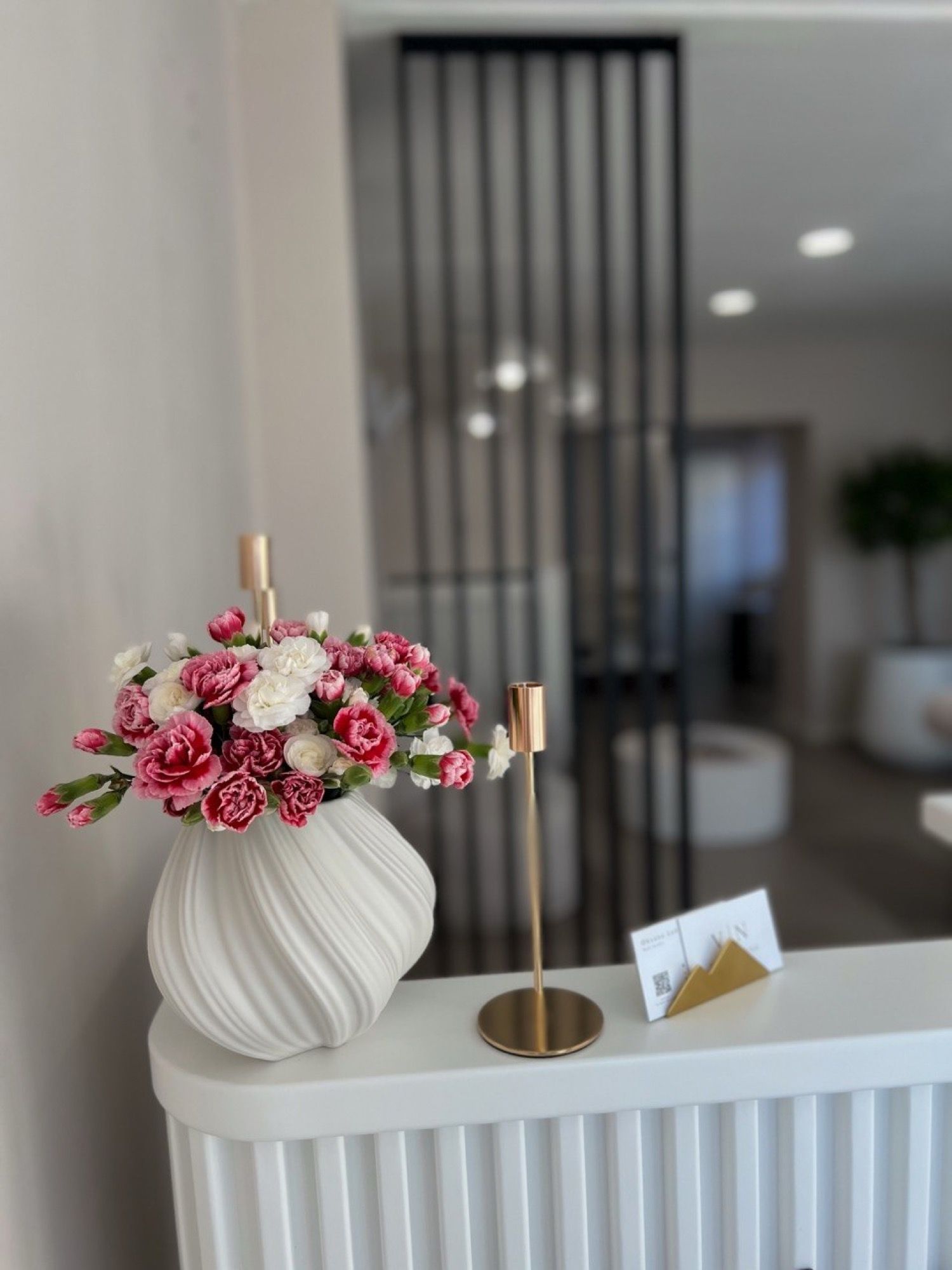 Reception at the studio with flowers